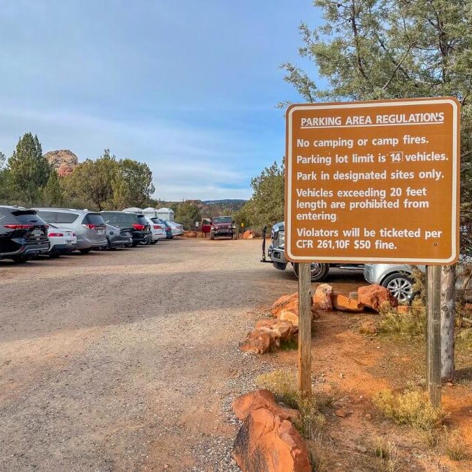 full-trail-head-parking-lot-sedona